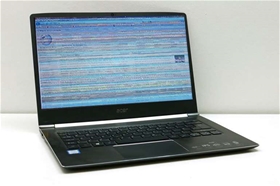 Laptop bị giật sọc ngang nhấp nháy - Nguyên nhân và cách khắc phục