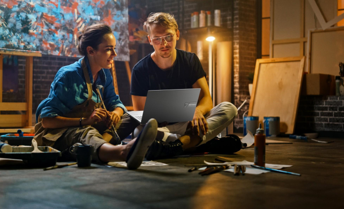 Vivobook có thiết kế mỏng nhẹ, bền bỉ. Ảnh: Asus